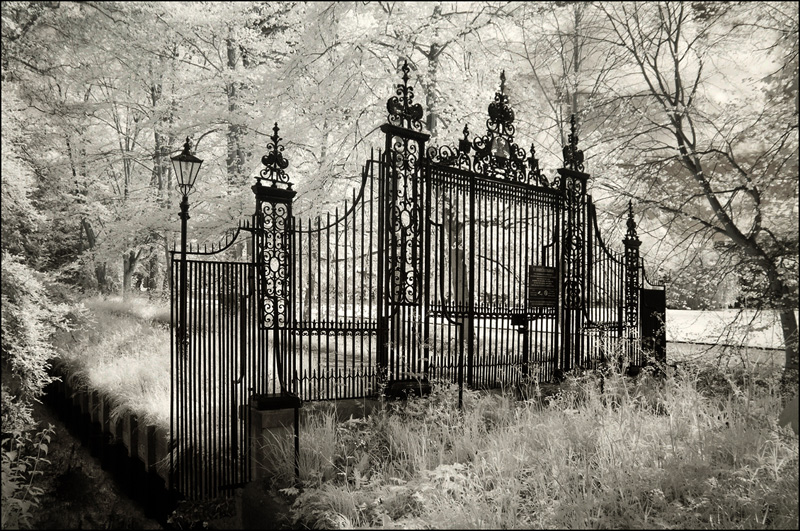 St John's Gate.jpg